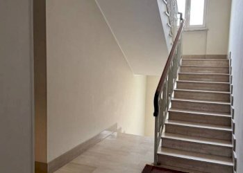 Interno palazzo - Three-room apartment via Saluzzo, 131, Pinerolo - photo 35