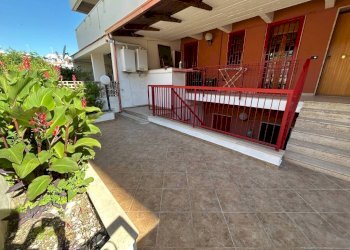 Cortile interno - Appartamento viale Grotta della Regina, 34, Bari - foto 1
