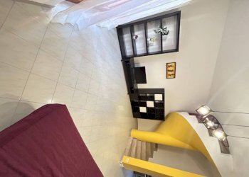 Interno palazzo - Appartamento viale Grotta della Regina, 34, Bari - foto 4