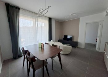 Salone - Three-room apartment via Pier Paolo Pasolini, 4, Milano - photo 2