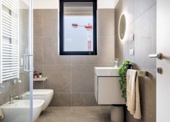 Bagno - Three-room apartment via Pier Paolo Pasolini, 4, Milano - photo 31