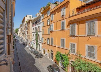 Vista - Bilocale via Urbana, 119, Roma (zona Centro Storico) - foto 21