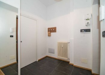 ingresso - Two-room apartment via Le Chiuse, 73, Torino (neighborhood San Donato) - photo 4