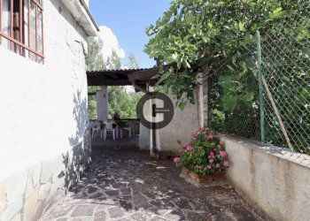 Cortile interno - Villa Località Casa Bianca, Albera Ligure - foto 25