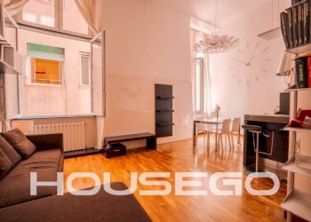 Salone - Trilocale vico della Lepre, 7, Genova (zona Centro Storico) - foto 3