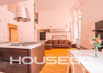 Cucina - Trilocale vico della Lepre, 7, Genova (zona Centro Storico) - foto 5