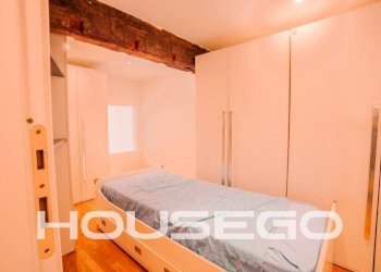 Camera da letto - Three-room apartment vico della Lepre, 7, Genova (neighborhood Centro Storico) - photo 21
