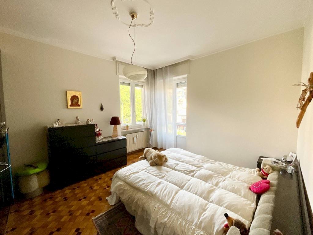 Camera da letto - Quadrilocale via Monsignor Savio, 6, Saluzzo - foto 3