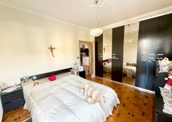 Camera da letto - Quadrilocale via Monsignor Savio, 6, Saluzzo - foto 18