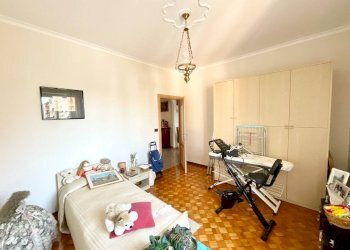 Camera da letto - Quadrilocale via Monsignor Savio, 6, Saluzzo - foto 22