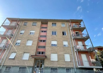 Facciata - Quadrilocale via Monsignor Savio, 6, Saluzzo - foto 38