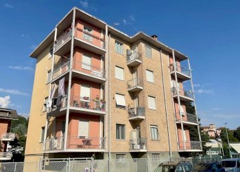 Facciata - Four-room apartment via Monsignor Savio, 6, Saluzzo - photo 41