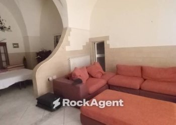 Salone - Casa indipendente via Giacosa, 24, Cutrofiano - foto 5