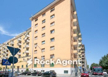 Facciata - Quadrilocale via di Portonaccio, 200, Roma - foto 27