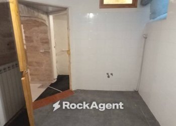 Stanza non arredata - Negozio via Camponocecchio 15, Genga - foto 24
