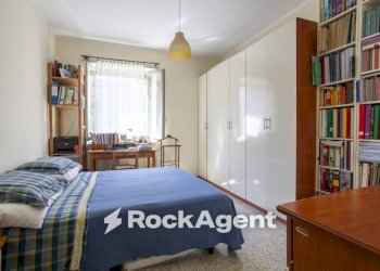 Camera da letto - Two-room apartment via Oslavia, 48, Torino (neighborhood Vanchiglia) - photo 8