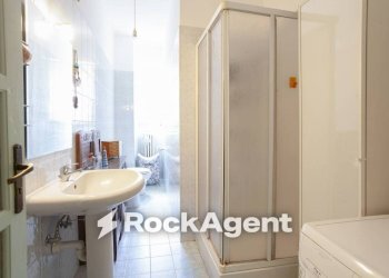 Bagno - Two-room apartment via Oslavia, 48, Torino (neighborhood Vanchiglia) - photo 11