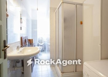 Bagno - Two-room apartment via Oslavia, 48, Torino (neighborhood Vanchiglia) - photo 11