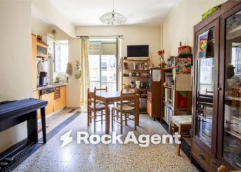 Salone - Two-room apartment via Oslavia, 48, Torino (neighborhood Vanchiglia) - photo 14