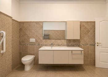 Bagno - Trilocale via delle Azzorre, Roma (zona Lido di Ostia) - foto 14