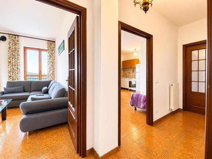Four-room apartment Montelupo Albese - photo 3