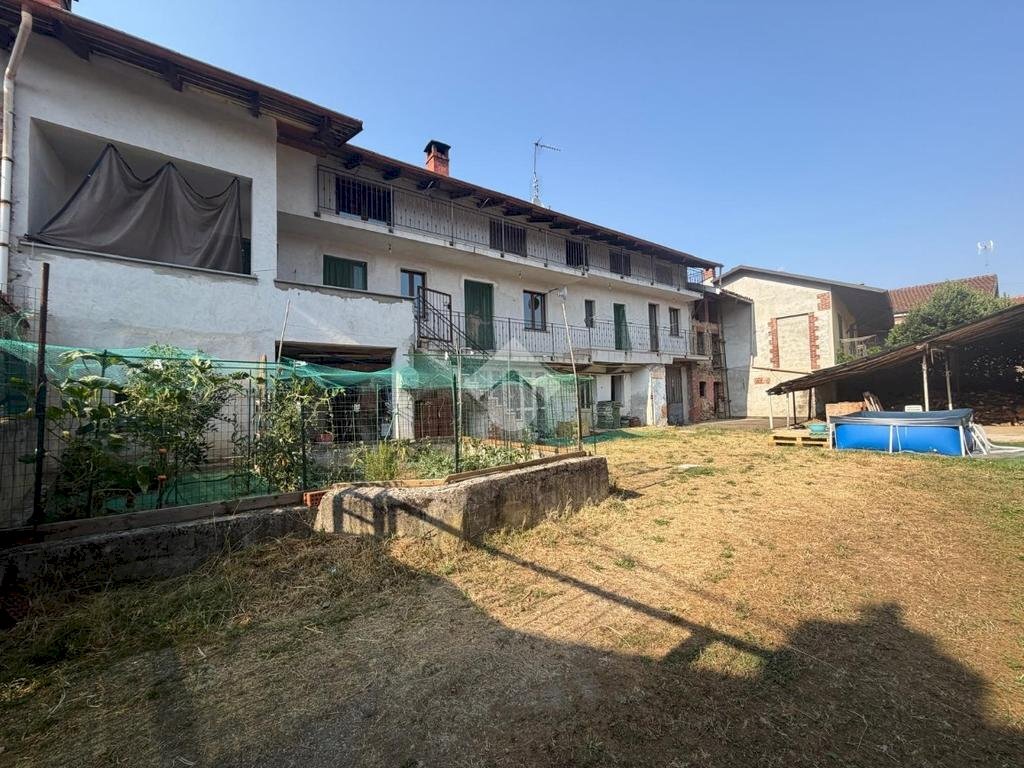 Semi-detached house Borgata colombe' inferiore, Trana - photo 1