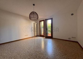 WhatsApp Image 2026-08-17 at 12.05.12 (1) - Three-room apartment Bassano del Grappa - photo 4