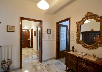 DSC_0084 - Four-room apartment Via Pietro Castelli 250, Messina - photo 4