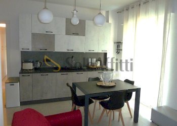 Soggiorno e angolo cottura - Three-room apartment Strada Bonmoschetto 21, Sanremo - photo 2