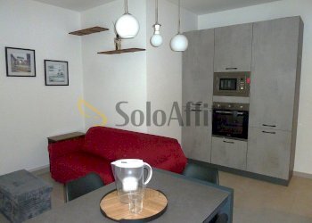 Soggiorno e angolo cottura - Three-room apartment Strada Bonmoschetto 21, Sanremo - photo 3