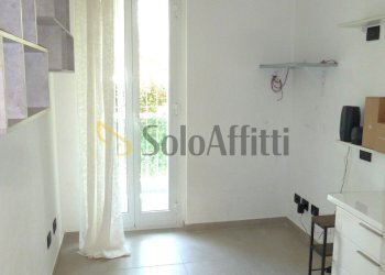 Cameretta/studio - Three-room apartment Strada Bonmoschetto 21, Sanremo - photo 16