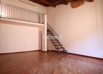 appartamento luminoso in centro storico (6) - Apartment Piazza Sant'Agostino 3, Lucca - photo 1