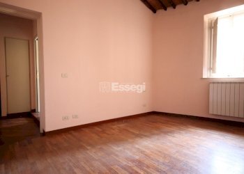 appartamento luminoso in centro storico (14) - Apartment Piazza Sant'Agostino 3, Lucca - photo 8