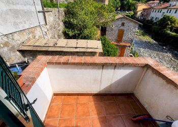 ChatGPT Image 15 lug 2026, 09_52_08 - Three-room apartment at auction Via Gresino 28, Varese Ligure - photo 6
