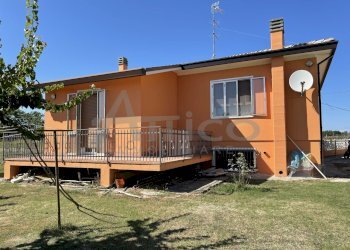 IMG_3228.JPG - Villa Bosaro RO, Bosaro - photo 1