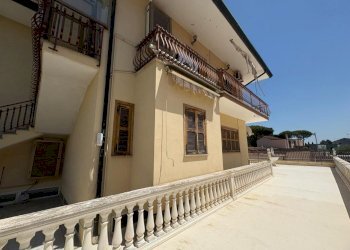 3 - Villa Via Colleferro, Guidonia Montecelio - foto 3
