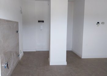 20260714_094135 - Appartamento Sarzana - foto 1