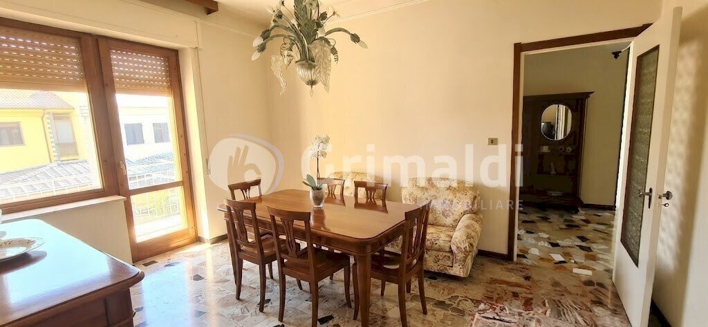 Sala - Villa Villata - photo 2