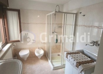Bagno Piano Terra - Villa Villata - photo 9