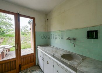 PHOTO-2026-06-09-17-15-54 15 - Casa indipendente Sarzana - foto 15