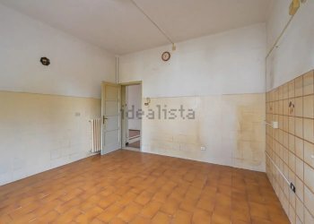 PHOTO-2026-06-09-17-15-54 6 - Casa indipendente Sarzana - foto 20