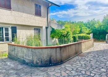 8a188904-3b7a-47d3-a245-ca9c0747a3b5 - Casa indipendente Sarzana - foto 4