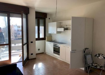 PHOTO-2019-04-09-17-34-11 - Copia - Appartamento Via Enrico Fermi 8, Carpi - foto 1