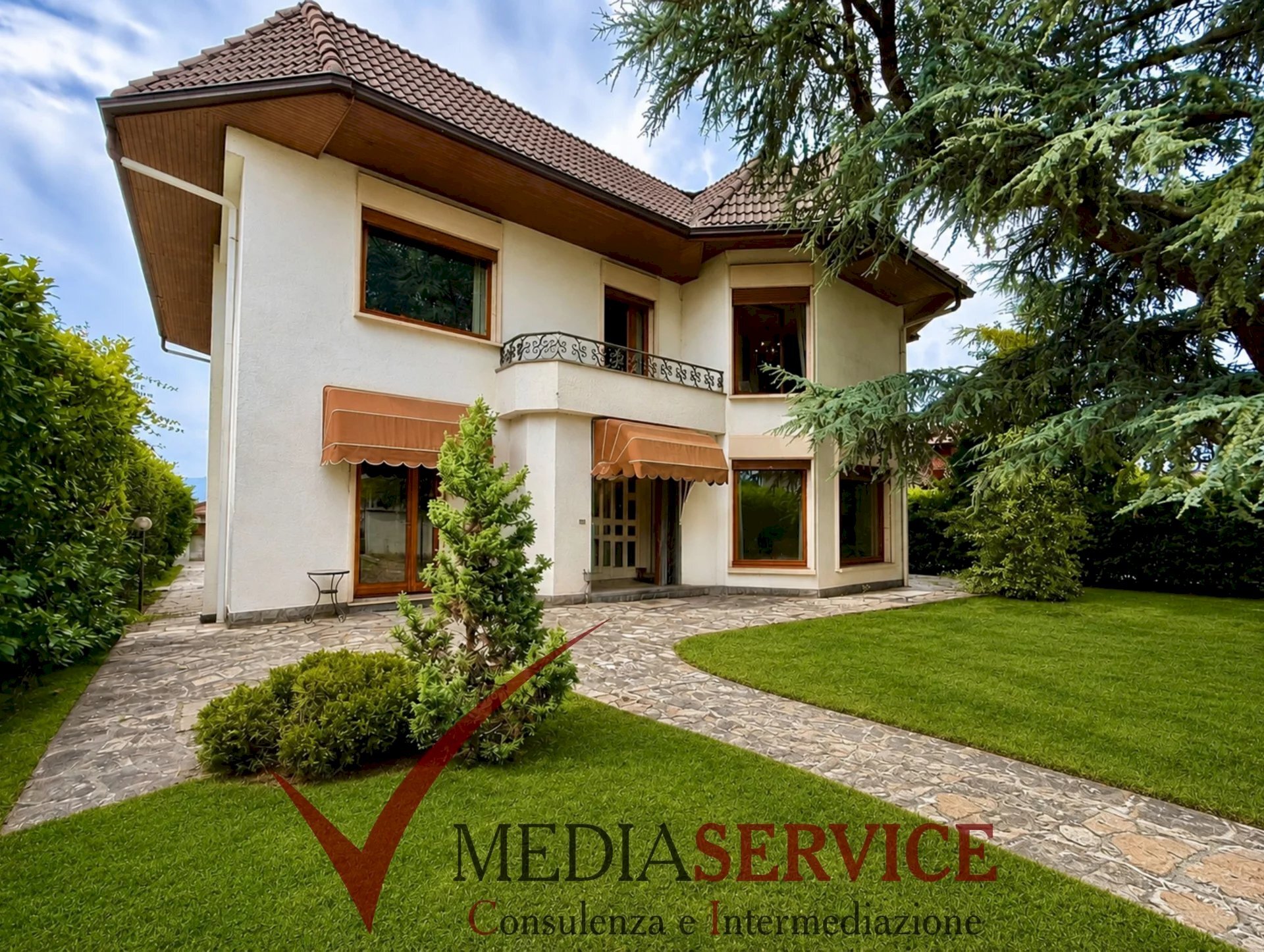 Villa Via Martiri della Libertà, Cervasca - photo 1