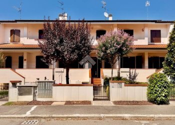 Villa a Schiera Via Martin Luther King, Budrio - foto 1