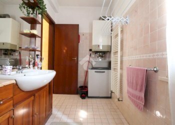 Apartment Piazza martiri della liberta', Casalgrande - photo 11