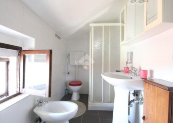 Apartment Piazza martiri della liberta', Casalgrande - photo 17
