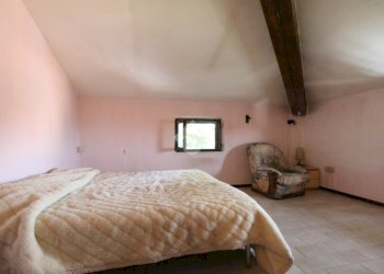 Apartment Piazza martiri della liberta', Casalgrande - photo 18