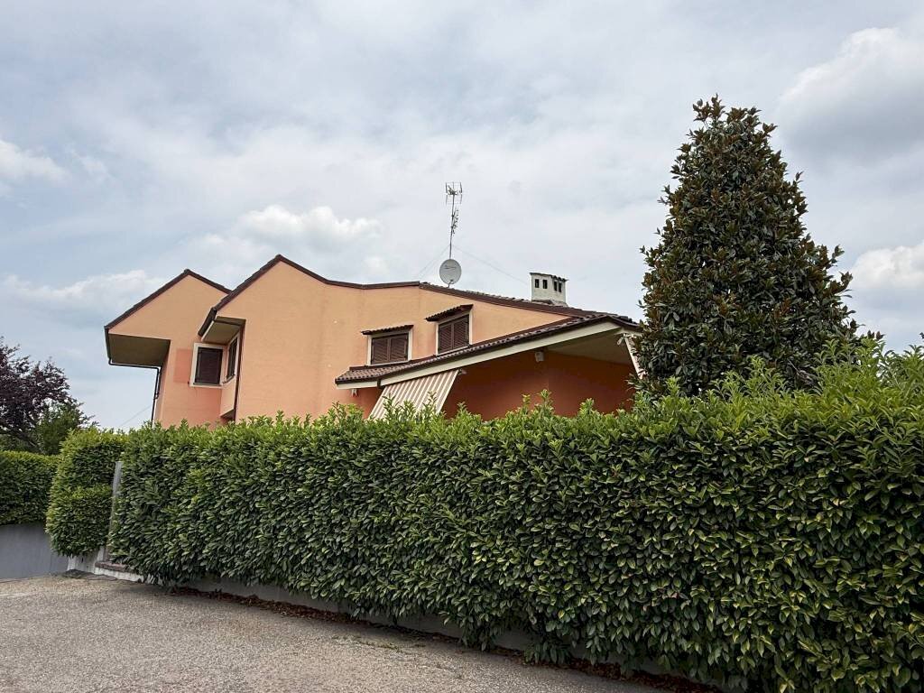 Villa Castagnito - foto 3