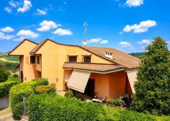 Villa Castagnito - foto 1